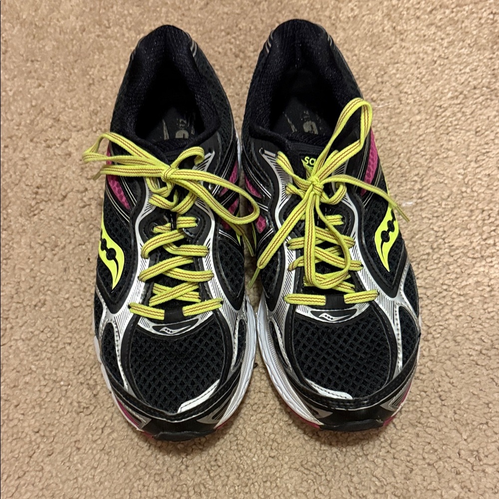 Saucony Women's Black and Neon Yellow Athletic Shoes